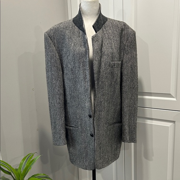 Elegant Charcoal Blazer for Men wool - Picture 1 of 13